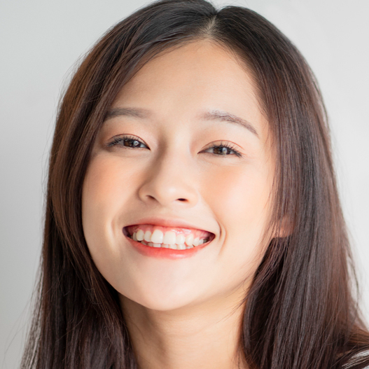 20代向け矯正歯科治療について解説したページへのリンク